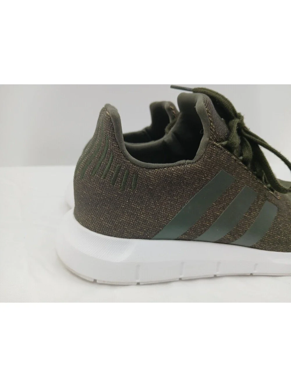 Adidas Swift Run 1.0 Shoes Womens 6.5 Green Athletic Casual Low Top Sneakers